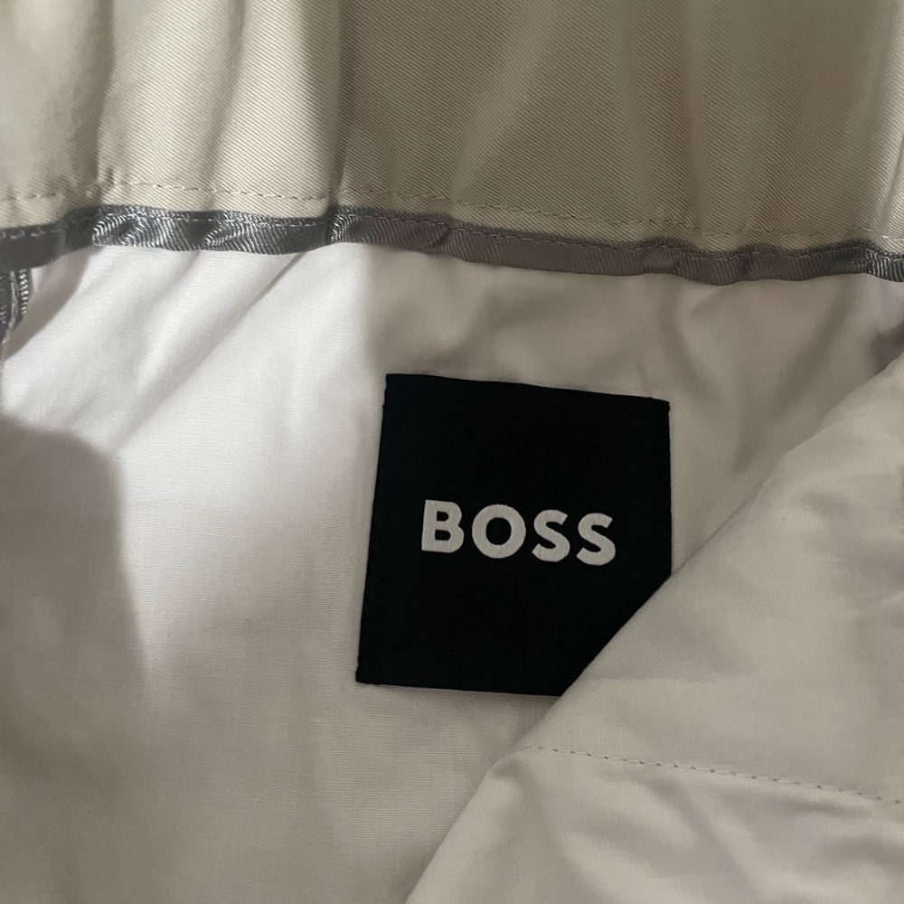 Hugo Boss Men's Beige Dress Pants - Picture 6 of 16